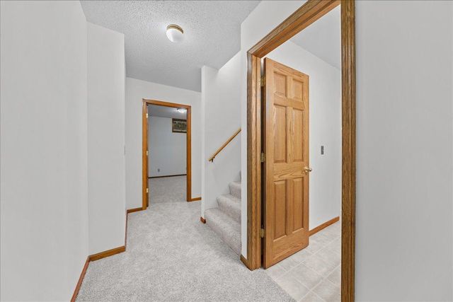 9130 Hidden Meadow Road, Woodbury, MN 55125