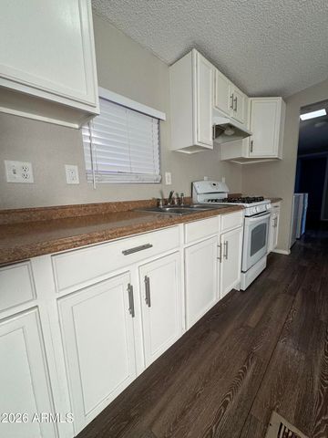 1650 S ARIZONA Avenue 90, Chandler, AZ 85286