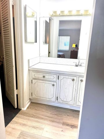310 N North Boulevard 2a, Boynton Beach, FL 33435