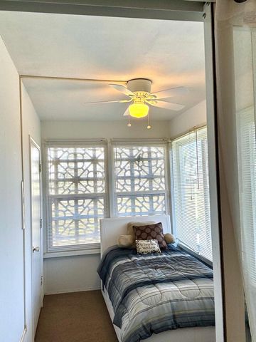 310 N North Boulevard 2a, Boynton Beach, FL 33435