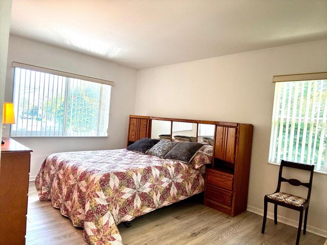 310 N North Boulevard 2a, Boynton Beach, FL 33435