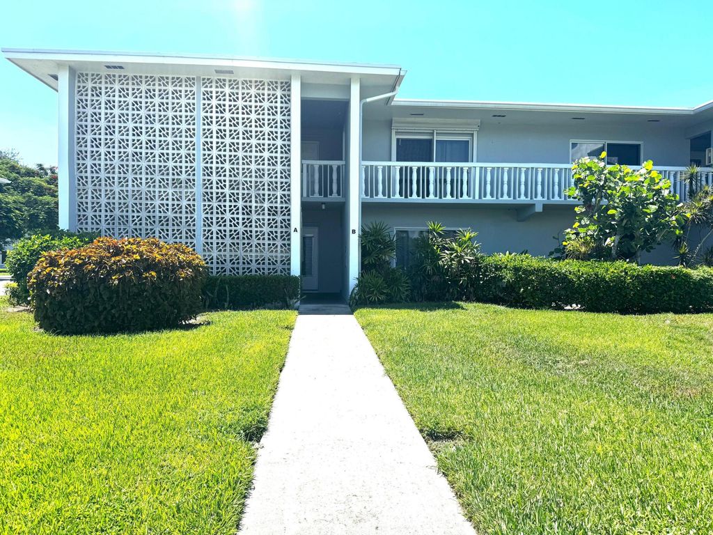 310 N North Boulevard 2a, Boynton Beach, FL 33435