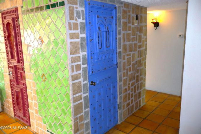 1307 S Harmon Lane, Tucson, AZ 85713