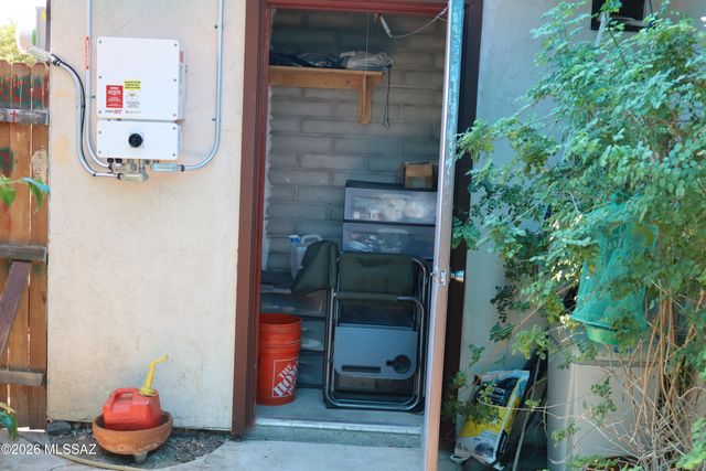 1307 S Harmon Lane, Tucson, AZ 85713