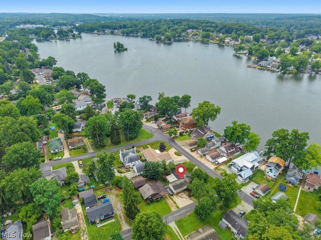 3295 Waterside Drive, Akron, OH 44319