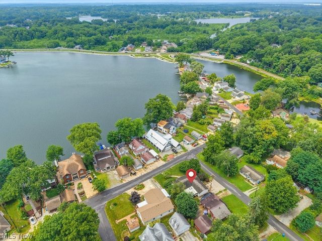 3295 Waterside Drive, Akron, OH 44319