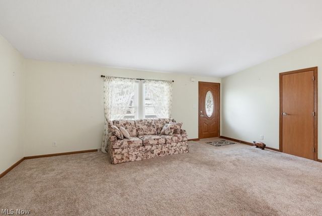 3295 Waterside Drive, Akron, OH 44319