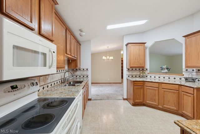3295 Waterside Drive, Akron, OH 44319