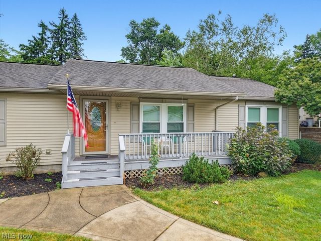 3295 Waterside Drive, Akron, OH 44319