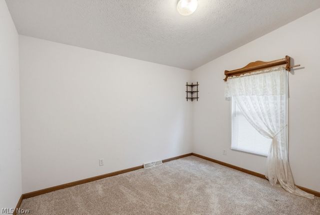 3295 Waterside Drive, Akron, OH 44319