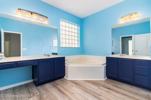 1451 Grand Cayman Drive, Merritt Island, FL 32952