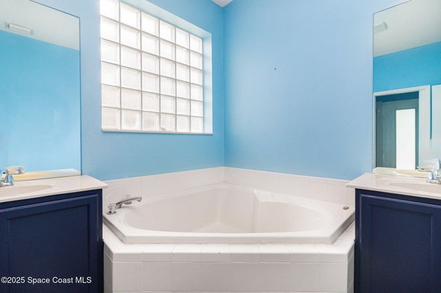 1451 Grand Cayman Drive, Merritt Island, FL 32952