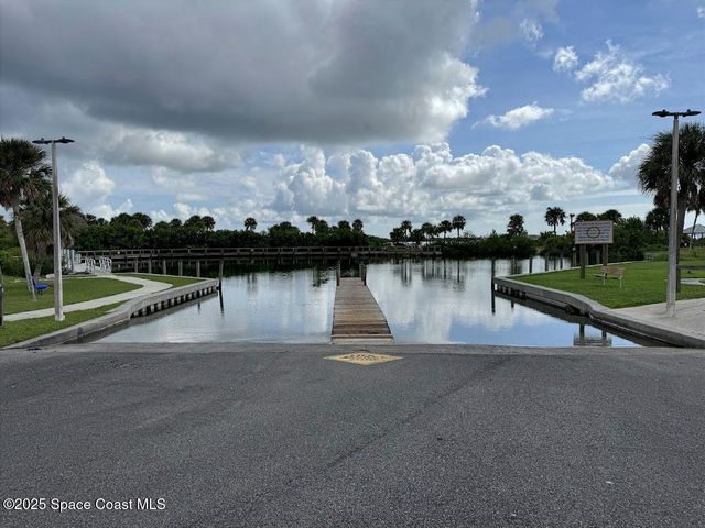 1451 Grand Cayman Drive, Merritt Island, FL 32952