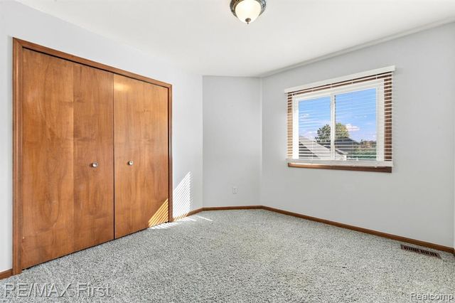 52669 Creekside Drive, Chesterfield, MI 48047