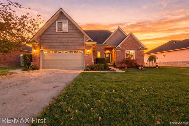 52669 Creekside Drive, Chesterfield, MI 48047