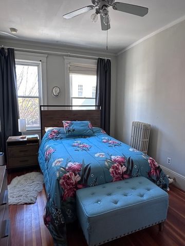 64 Chestnut Street 2, Boston, MA 02129