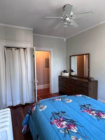 64 Chestnut Street 2, Boston, MA 02129