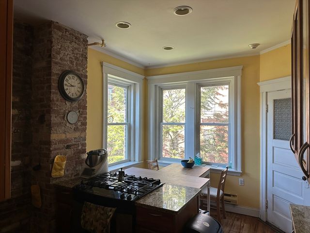 64 Chestnut Street 2, Boston, MA 02129