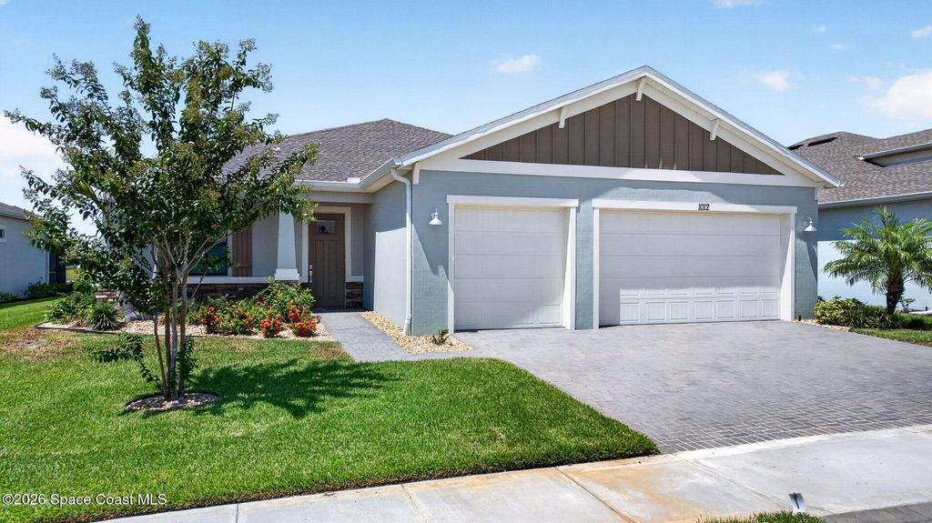 1012 Great Belt Circle, Melbourne, FL 32940