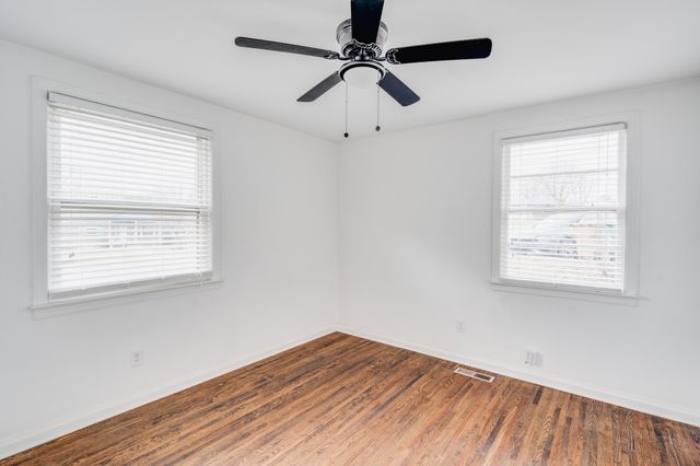 919 Crescent Hill Rd, Nashville, TN 37206