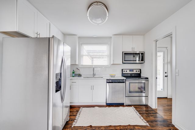 919 Crescent Hill Rd, Nashville, TN 37206