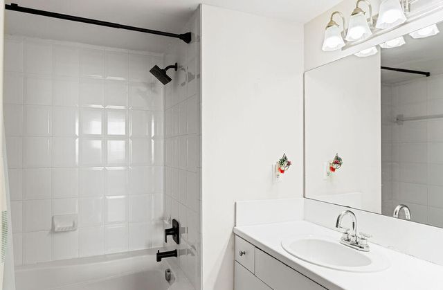 616 Clearwater Park Road 1110, West Palm Beach, FL 33401