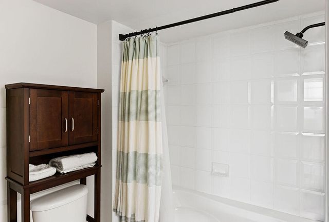 616 Clearwater Park Road 1110, West Palm Beach, FL 33401