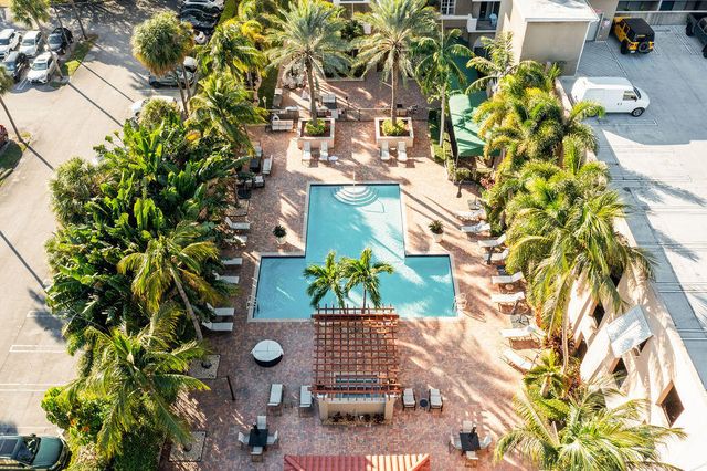 616 Clearwater Park Road 1110, West Palm Beach, FL 33401