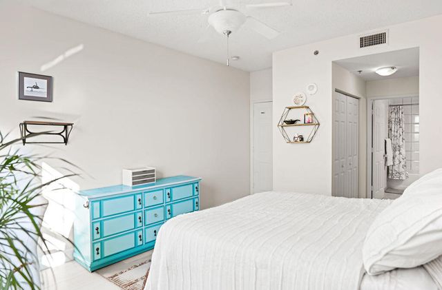 616 Clearwater Park Road 1110, West Palm Beach, FL 33401