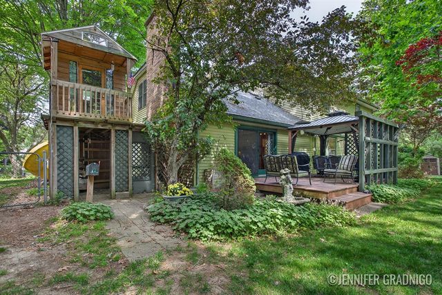 2000 Frontier Court, Wyoming, MI 49519