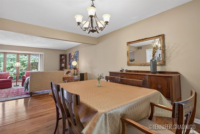 2000 Frontier Court, Wyoming, MI 49519