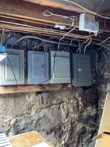 1088 Main Street, Hopkinton, RI 02832