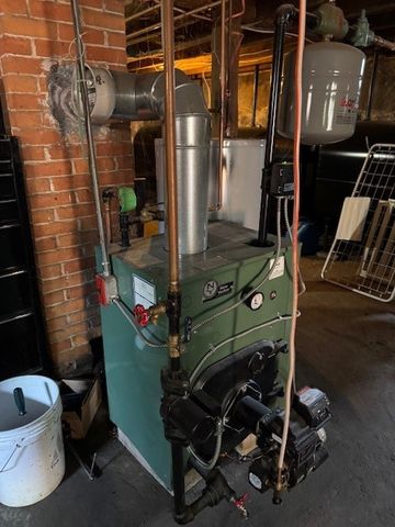 1088 Main Street, Hopkinton, RI 02832