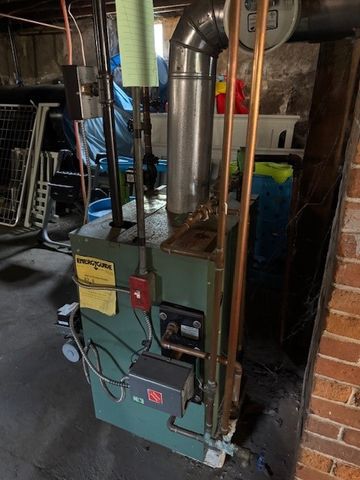 1088 Main Street, Hopkinton, RI 02832