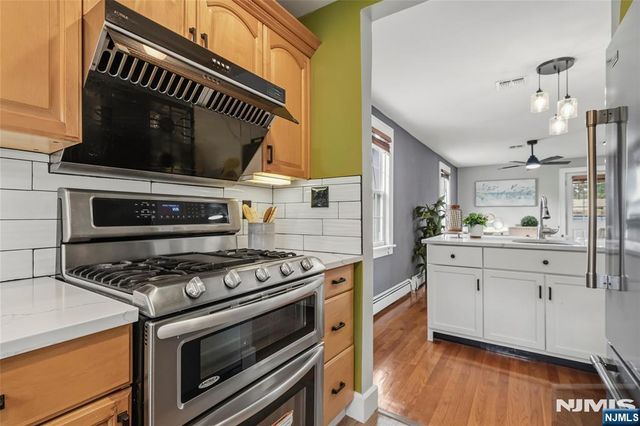 102 Sherwood Avenue, Mahwah, NJ 07430
