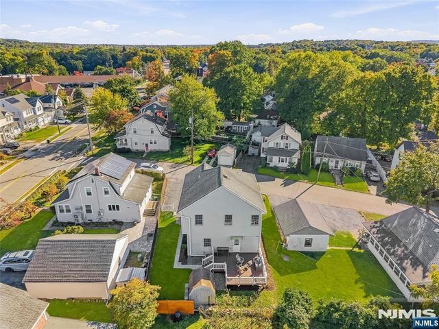 102 Sherwood Avenue, Mahwah, NJ 07430