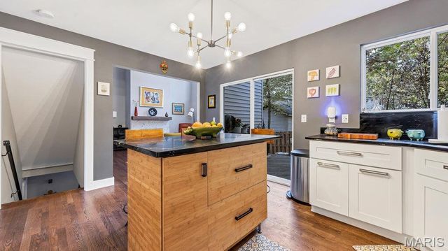 37 Parkway Villas Court, St Peters, MO 63303