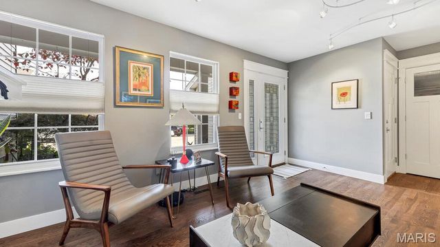 37 Parkway Villas Court, St Peters, MO 63303
