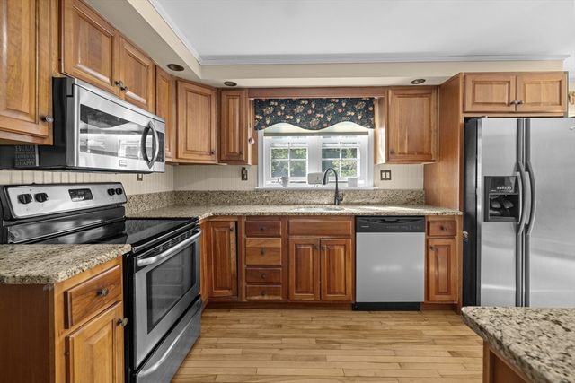 176 Davis Rd, Westminster, MA 01473