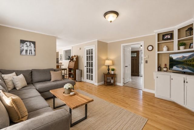 176 Davis Rd, Westminster, MA 01473