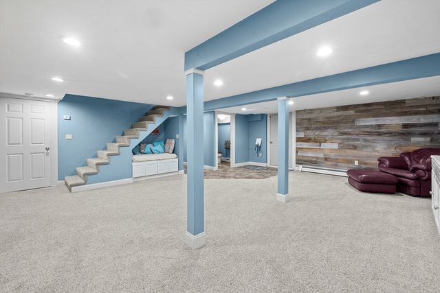 176 Davis Rd, Westminster, MA 01473