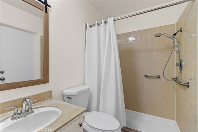 938 Cheyenne Street, Costa Mesa, CA 92626