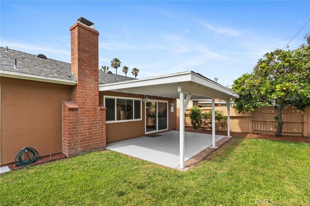 938 Cheyenne Street, Costa Mesa, CA 92626