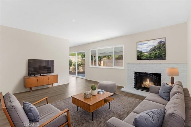 938 Cheyenne Street, Costa Mesa, CA 92626