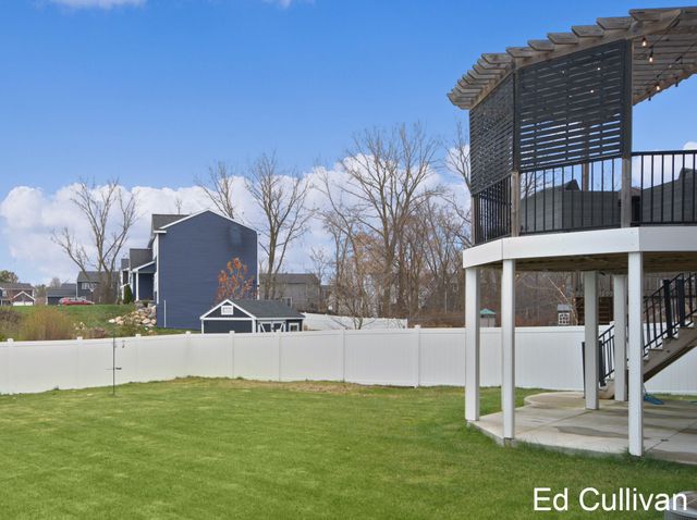 4897 Shadow Creek Drive, City Of Hudsonville, MI 49426
