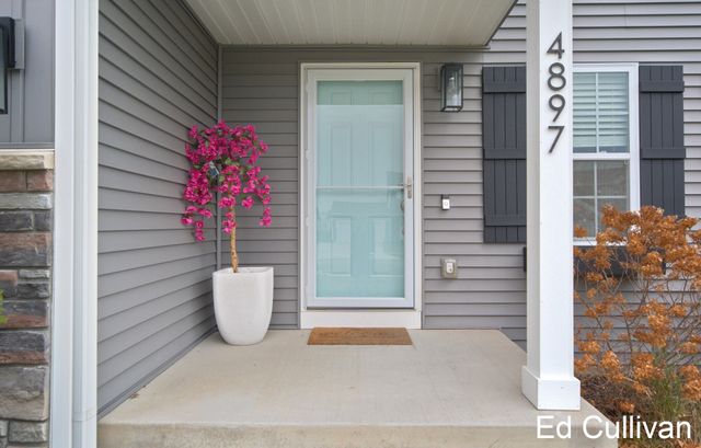 4897 Shadow Creek Drive, City Of Hudsonville, MI 49426