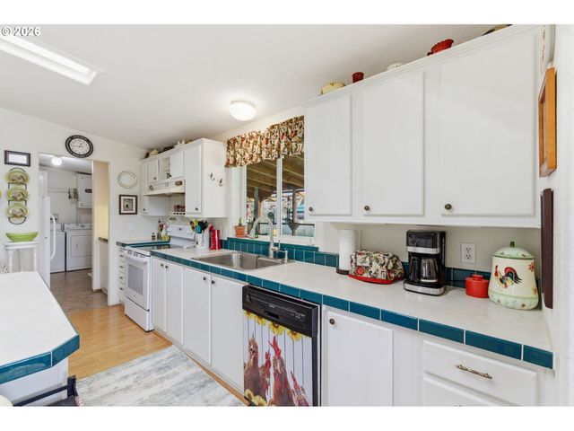 271 COWLITZ RIDGE Rd, Toledo, WA 98591