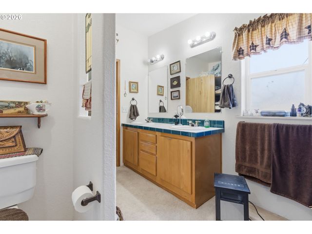 271 COWLITZ RIDGE Rd, Toledo, WA 98591