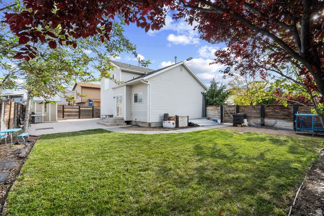 3691 S LONE STAR CIR, Magna, UT 84044