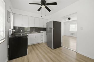 3267 Franklin Ave Upstairs, Miami, FL 33133